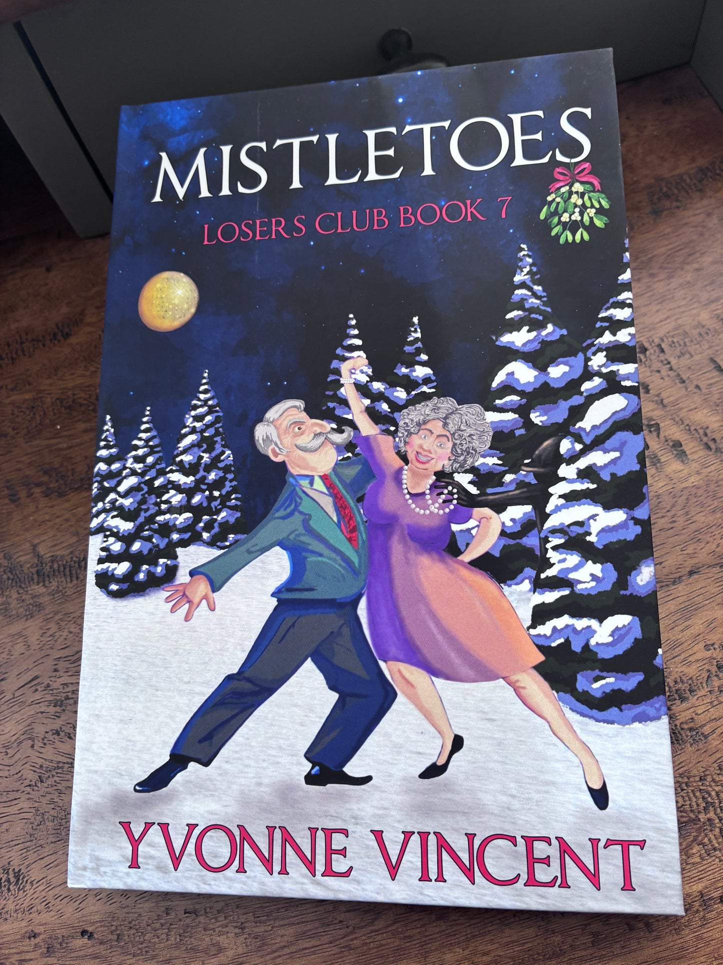 Mistletoes - Hardback